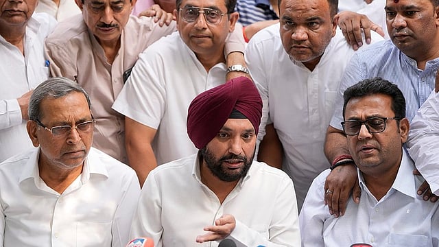 Arvinder Singh Lovely Resigns As Delhi Congress Chief, Says ‘Not Joining Any Party'