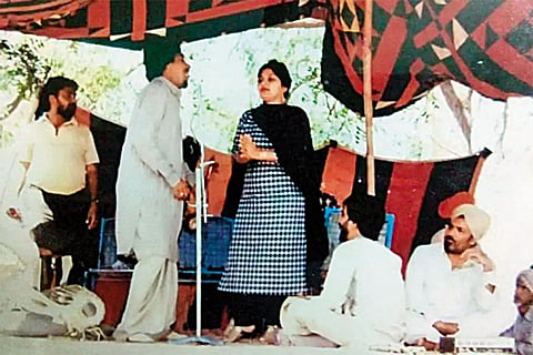 Chamkila and Amarjot on stage