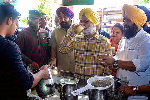 Taranjit Singh Sandhu campaigns for LS polls