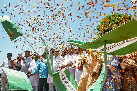 LS polls: JDU campaign vehicles
