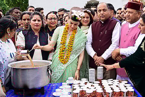 Kangana Ranaut campaigns for LS polls