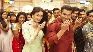 Instagram : A Still From 'Aaj Ki Party'