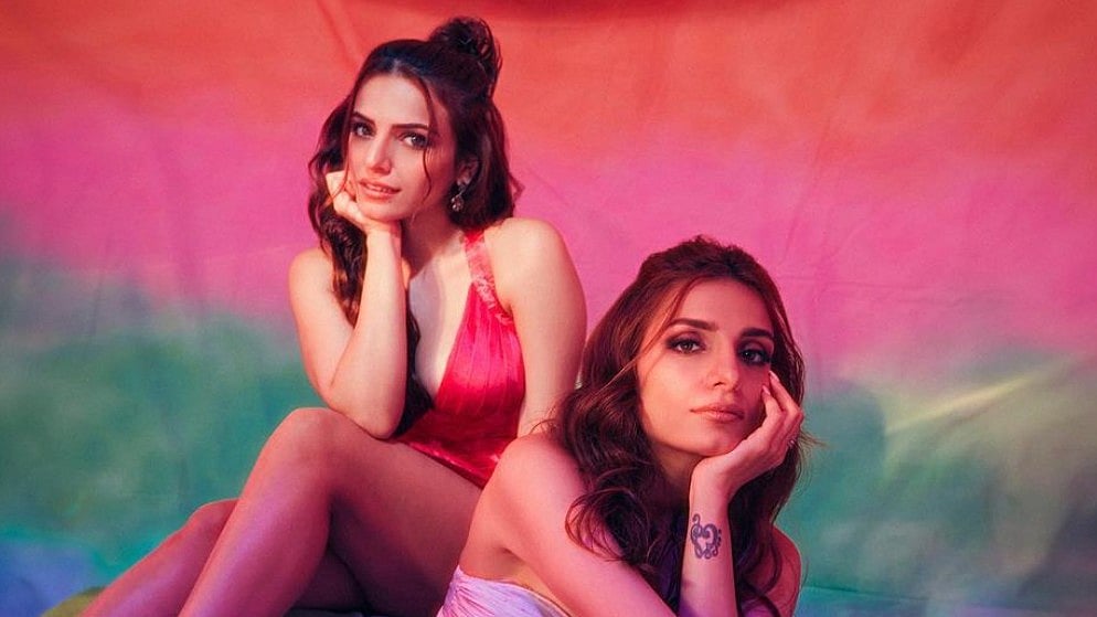 Instagram : Sukriti and Prakriti Kakar