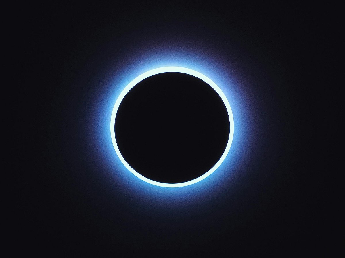 Pexels : Solar Eclipse Time