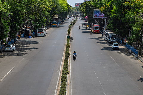 Weather: Hot summer day in Kolkata