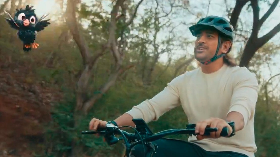 MS Dhoni in his new ad - X/@e_motorad