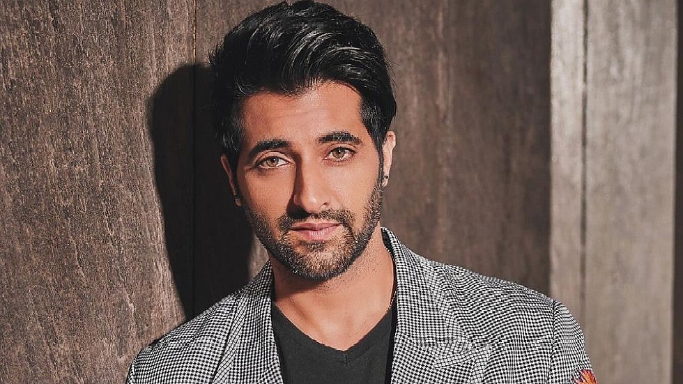 Instagram : Akshay Oberoi