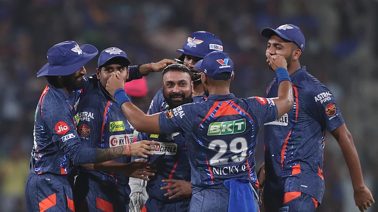 Lucknow Super Giants' Amit Mishra celebrates the wicket of Rajasthan Royals' Riyan Parag during the Indian Premier League cricket match between Rajasthan Royals and Lucknow Super Giants in Lucknow. - | Photo: AP/Pankaj Nangia