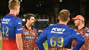 X/@SunRisers : SRH and RCB players after their first game in Bengaluru