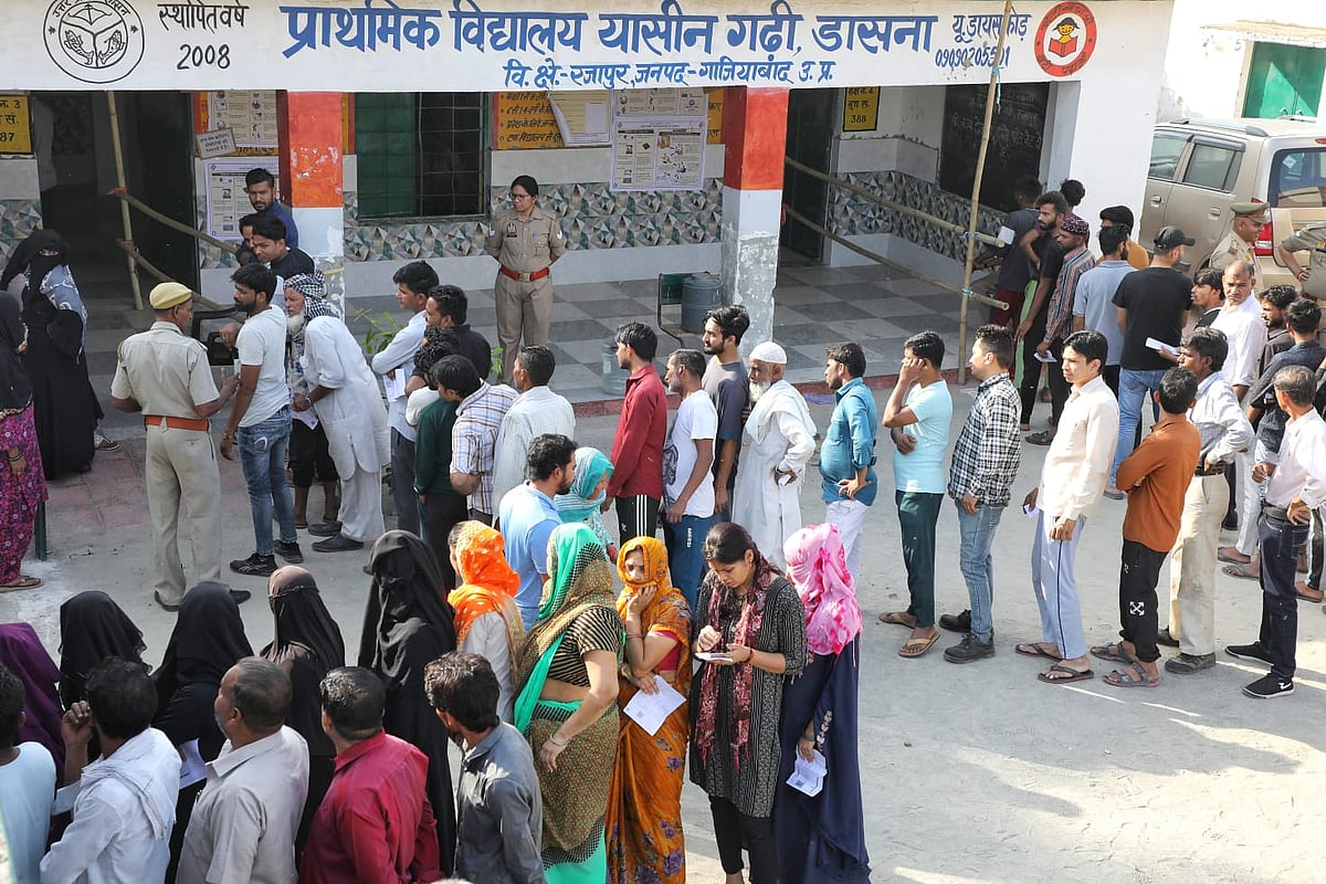 Suresh Pandey/Outlook India : High voter turnout recorded in Madhya Pradesh