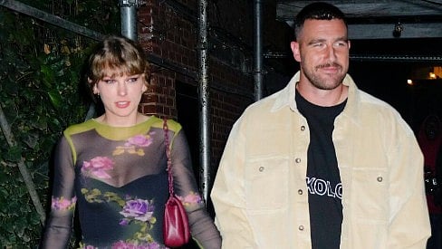 Los Angeles Times : Taylor Swift, Travis Kelce