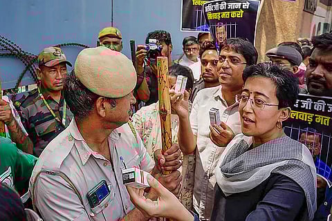 AAP prtest at Tihar jail