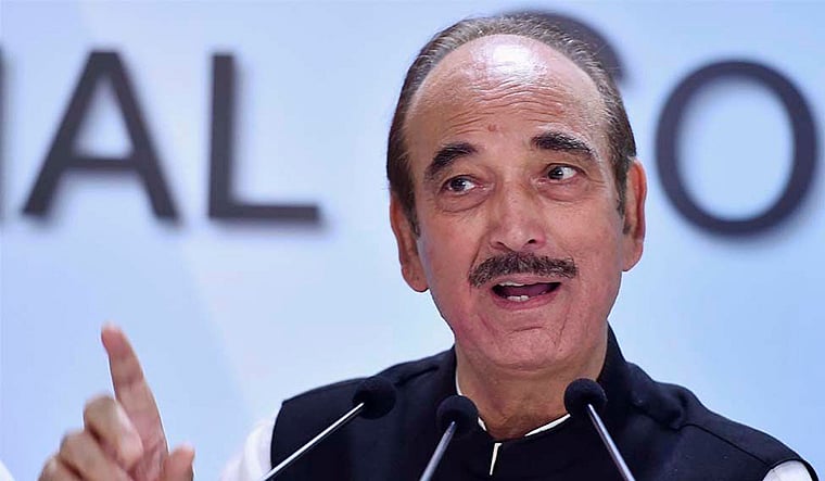 PTI : Former Jammu and Kashmir Chief Minister Ghulam Nabi Azad |