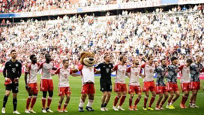 X | FC Bayern Munich 