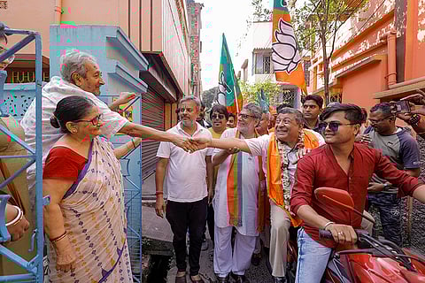 Rathin Chakraborty campaigns for LS polls
