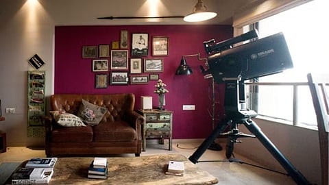 A preview of the living room when SSR lived here