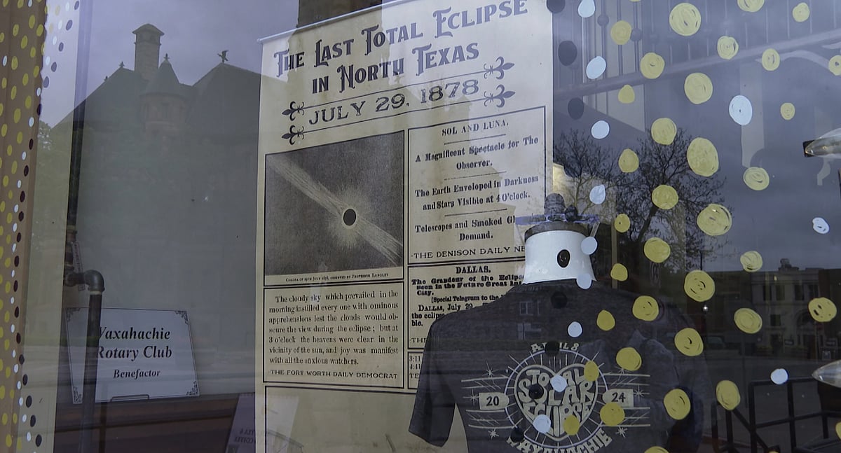 Ellis county museum displaying excerpts from newspaper  - AP