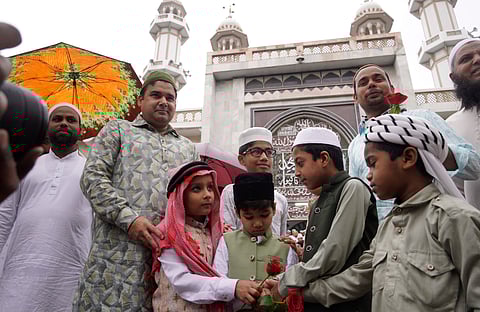 Muslim devotees in Jama masjid, Nagpur during Ramadan.