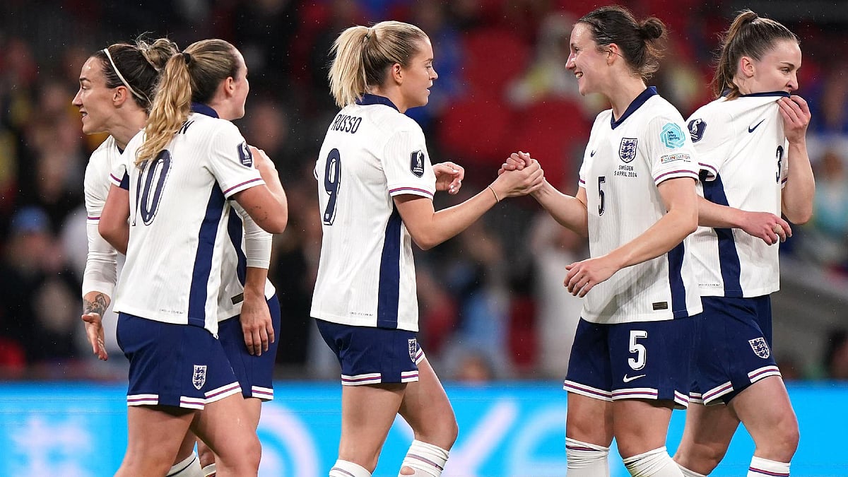 Bradley Collyer/PA : Alessia Russo, centre, scored England's only goal in the Women's Euro 2025 qualifying game against Sweden.