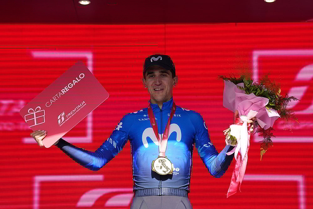 | Photo: Gian Mattia D'Alberto /LaPresse via AP : Giro D'Italia, Stage 6: Pelayo Sanchez wins sixth stage