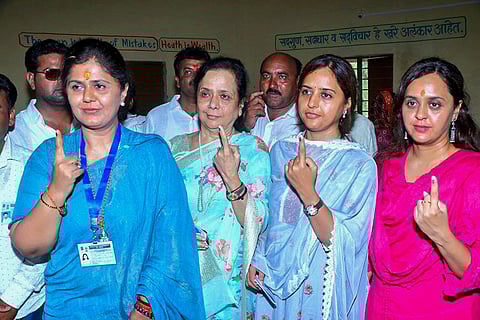 4th phase of LS polls: Pankaja Munde votes