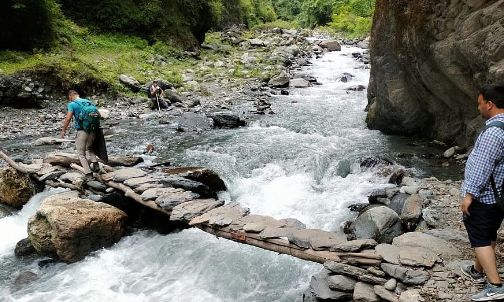 Outlook  : Polling parties on foot journey in Himachal Pradesh