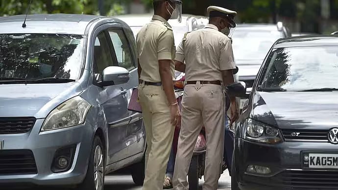 PTI : Karnataka Police arrests kidnappers of 3 men.(Representational image) |