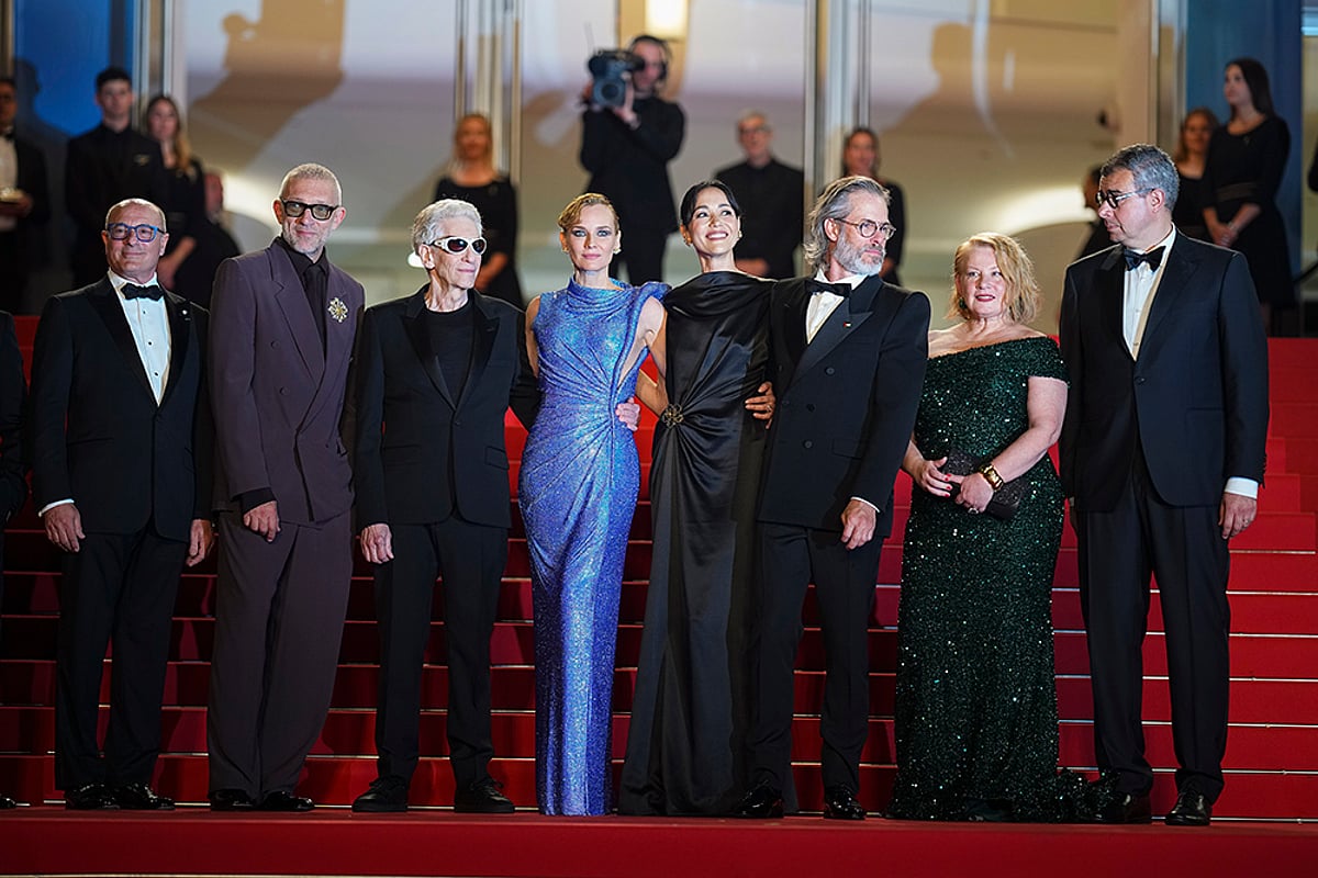 Cannes 2024 The Shrouds Red Carpet_Photo_1