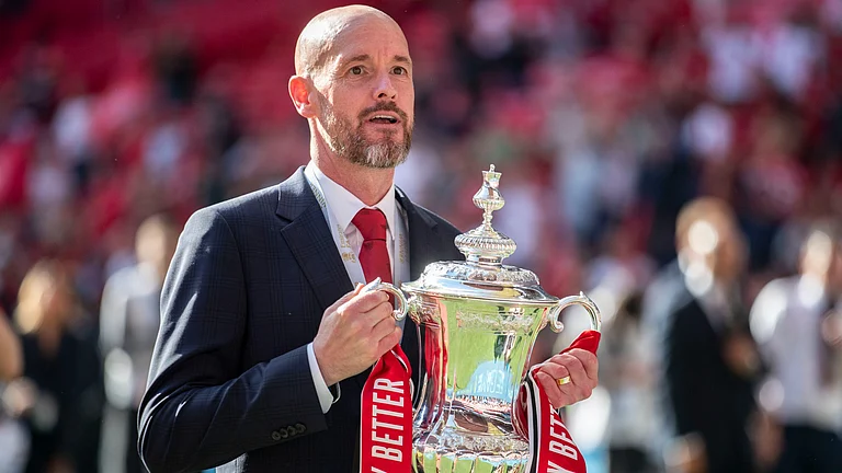 Erik ten Hag led Man Utd to FA Cup glory - null
