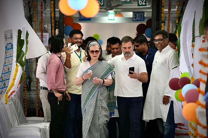 6th Phase Voting for LS polls 2024 photo_2