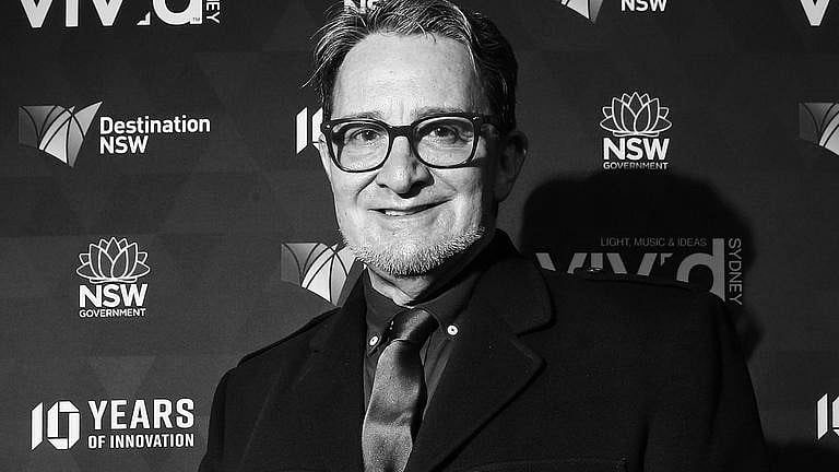 Instagram : Ignatius Jones