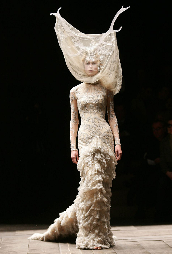 Lana Del Rey Met Gala