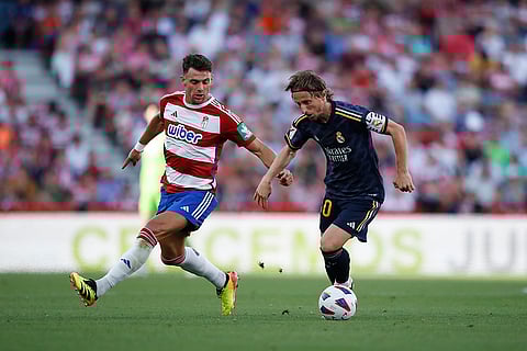 Luka Modric duel with Granada's Lucas Boye
