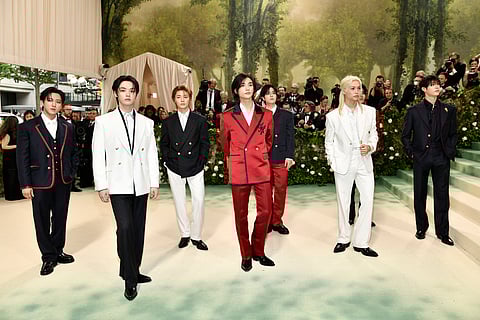 Stray Kids don custom Tommy Hilfiger outfits