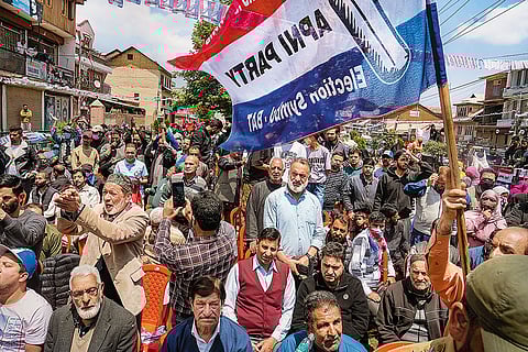 Apni Party supporters during party chief Altaf Bukhari’s rally for the Lok Sabha elections in Srinagar in May 2024