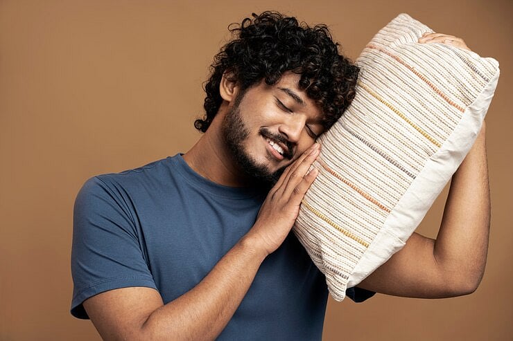 The Best Pillows for Neck Pain in India (2024)