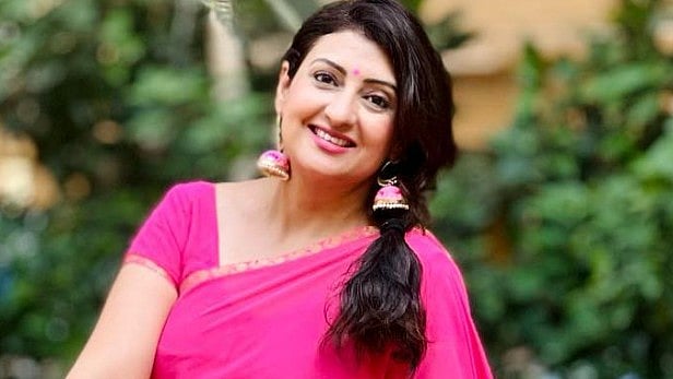 Instagram : Juhi Parmar