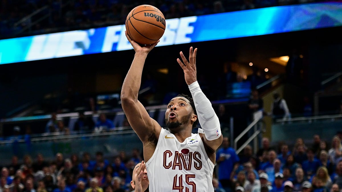 Donovan Mitchell stole the show despite defeat for the Cleveland Cavaliers. - null