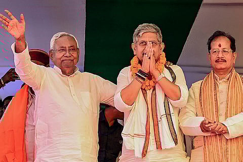 Nitish Kumar campaigns in Lakhisarai