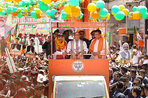 Manoj Tiwari files nomination for LS polls