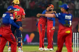 | Photo: AP/Ashwini Bhatia : IPL 2024: Royal Challengers Bengaluru vs Punjab Kings