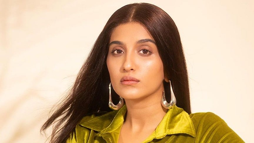 Instagram : Nimrit Kaur Ahluwalia