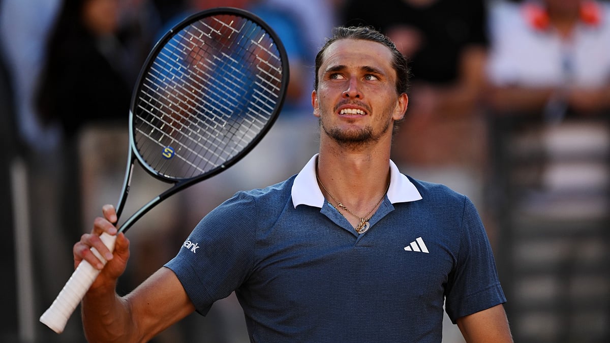 Alexander Zverev celebrates reaching the final in Rome