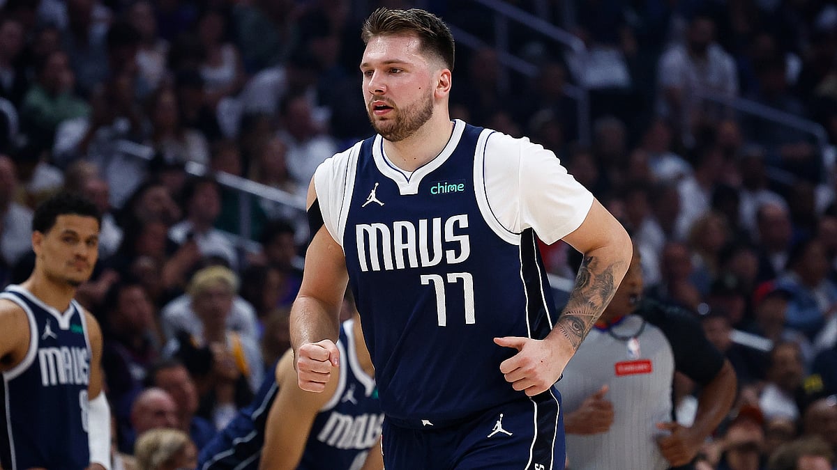 Luka Doncic playing for the Mavs