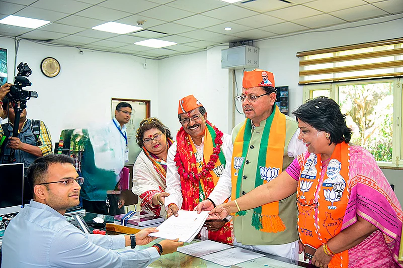 BJPs Harsh Malhotra files nomination