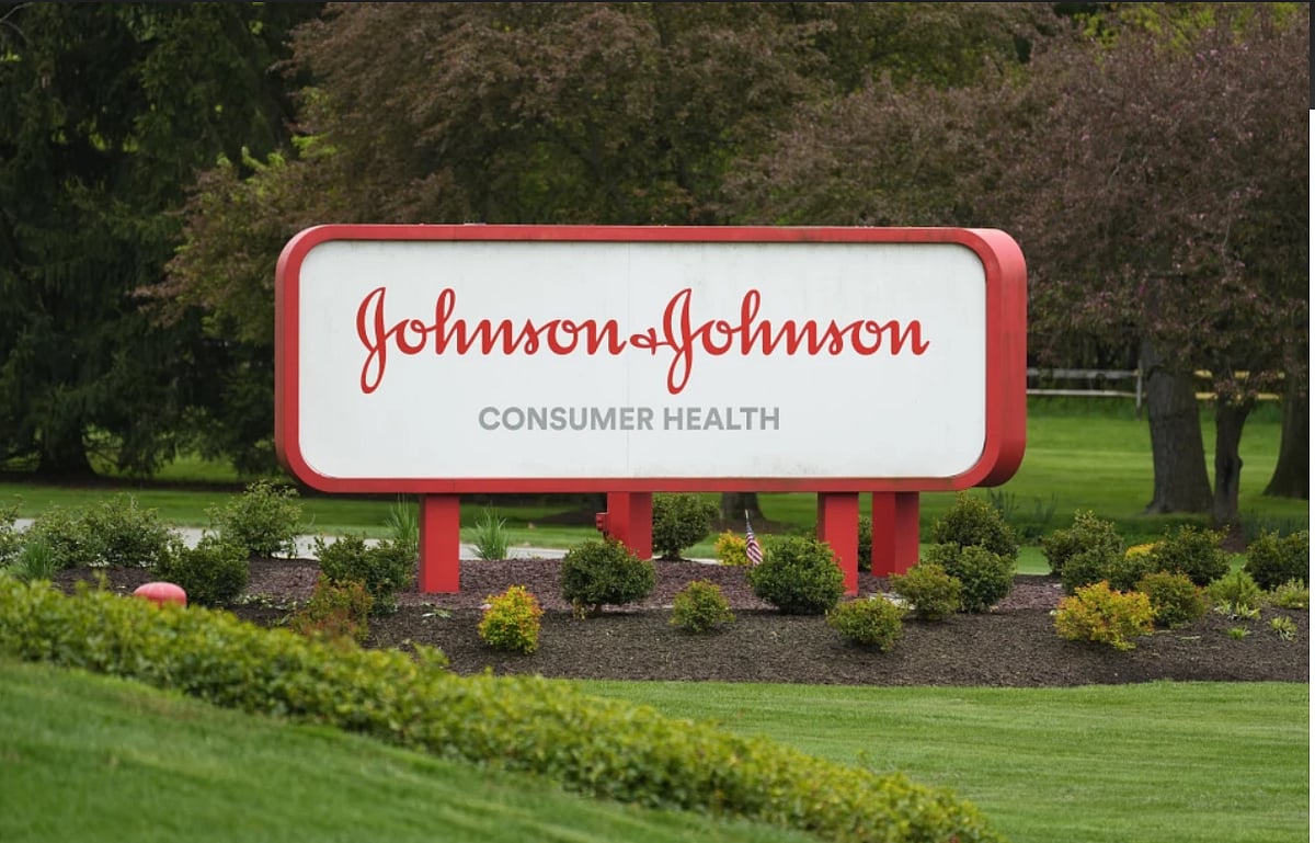 AP : J&J subsidiary proposes paying about USD 6.48B to settle talc lawsuits