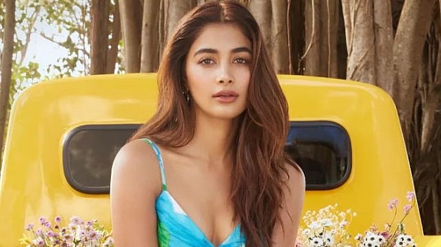 Cotton T-shirts, Shorts, Sneakers Are Pooja Hegde's Summer Choices