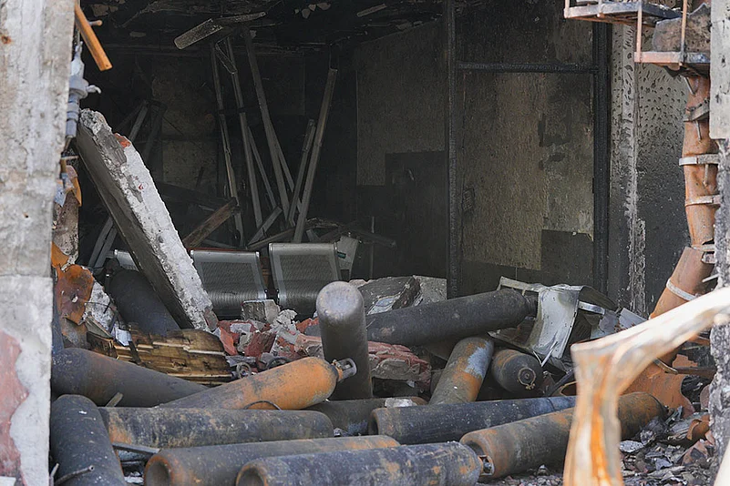 Seven Newborns Die In Fire In East Delhi