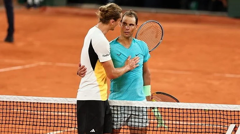 Alexander Zverev with Rafael Nadal after their 1st Round match. - X/rolandgarros