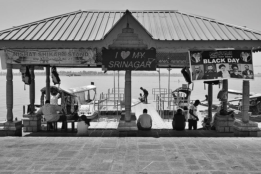 Photo: Yasir Iqbal : Summer Getaway : A typical day at Dal